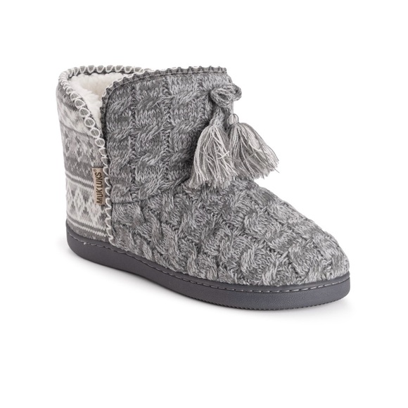 Muk Luks Women's Short Knit boots - Picture 1 of 6